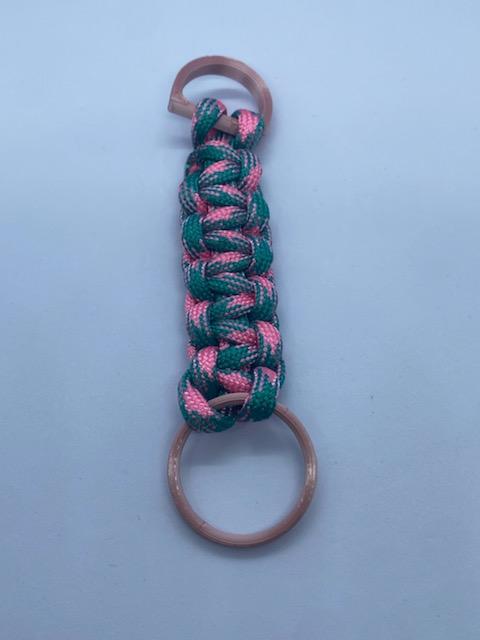 paracord keychain / zipper pull