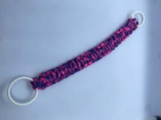 paracord keychain / zipper pull