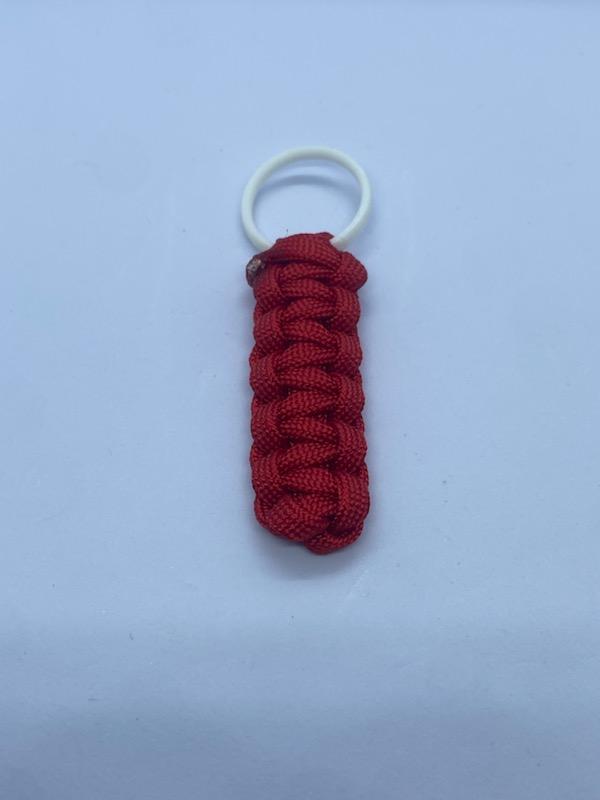 paracord keychain / zipper pull