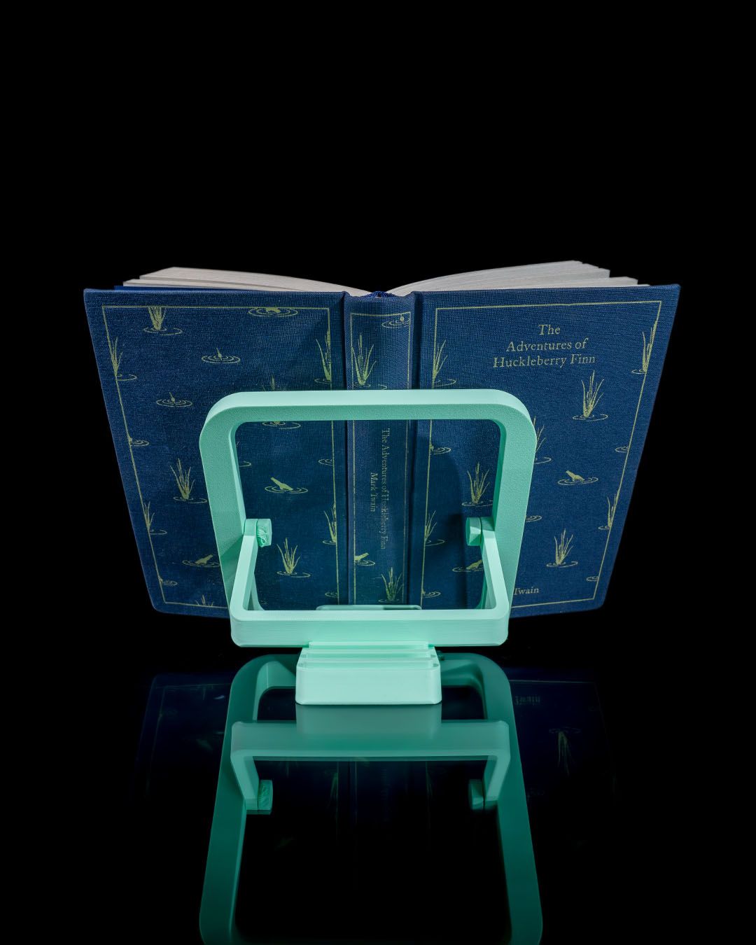 Book/ Ipad stand